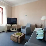 Kapitaenshaus-Lassen-Zimmer-Penelope